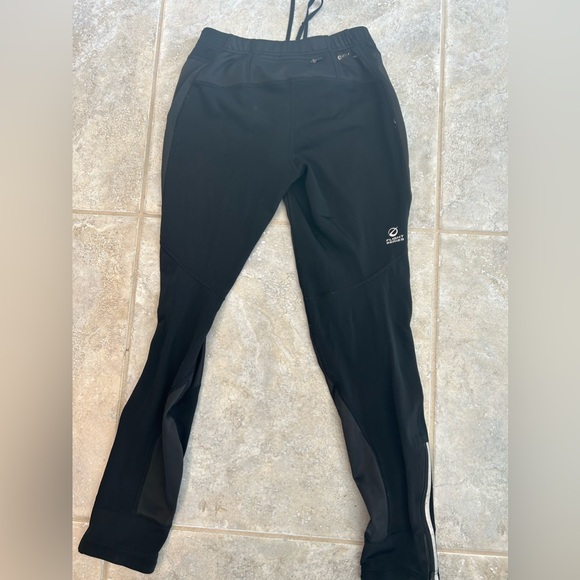 Northface size small flight series running pants - Picture 2 of 3